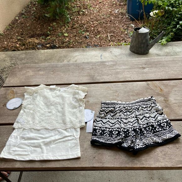 Koala Kids Girls Outfit Size 2T Sahara Black Cream Lace Funky Print Top Shorts - Picture 6 of 7